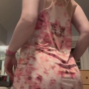 Preview thumbnail for Is this 19yo ass big enough for you? image