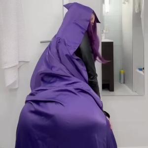 Preview thumbnail for Raven takes off her cloak (Caitbabyxo) [Teen Titans] image